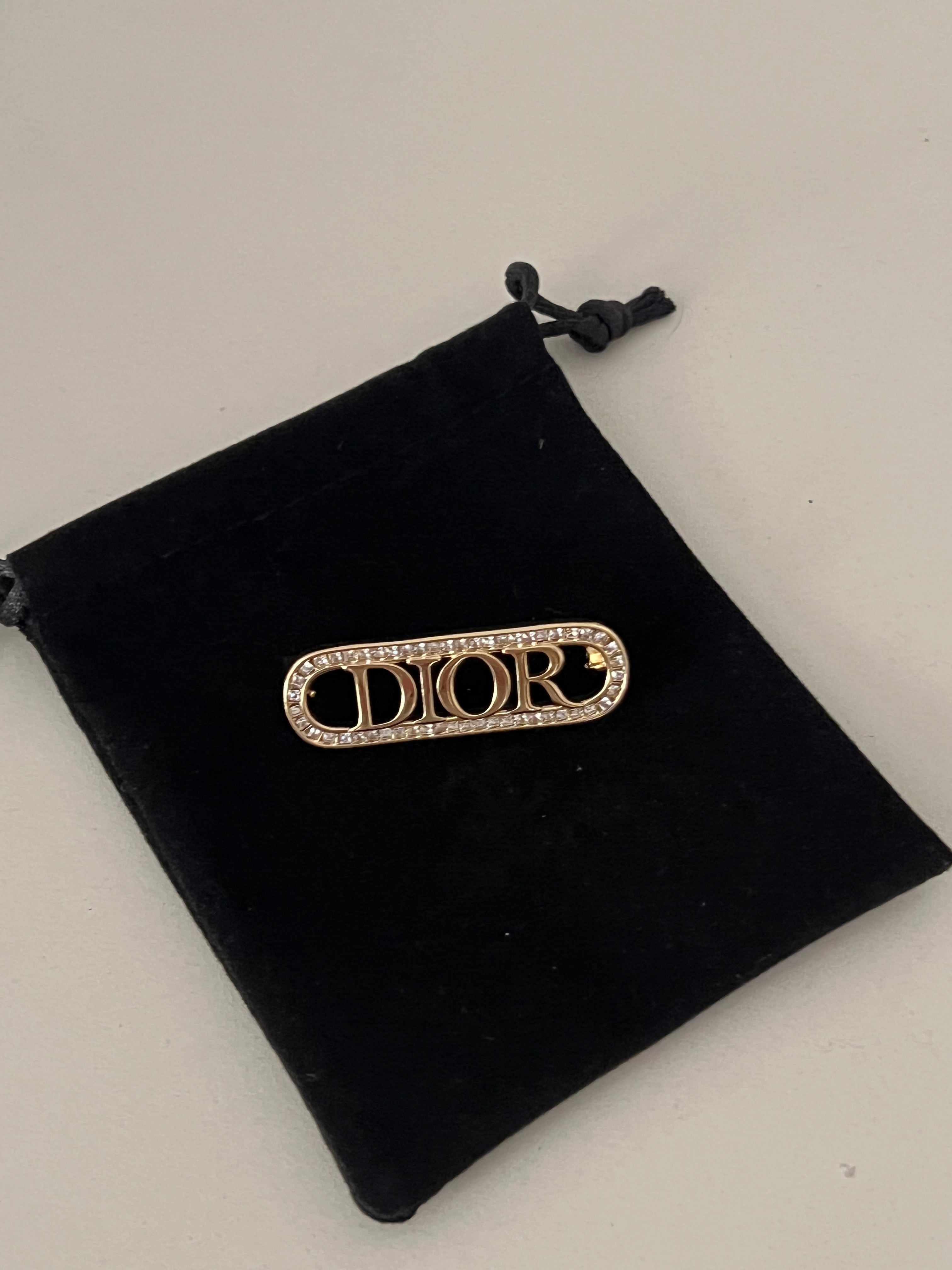 Dior brooche