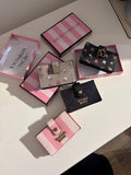 VS card holder