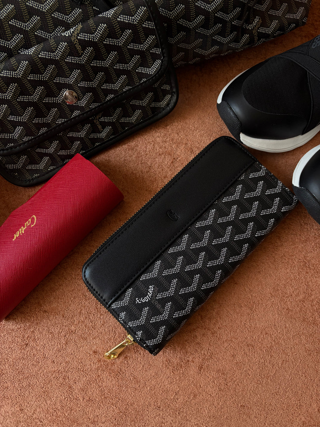 Goyard zipper wallet