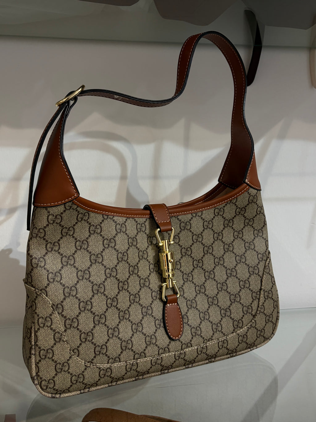 Gucci shoulder