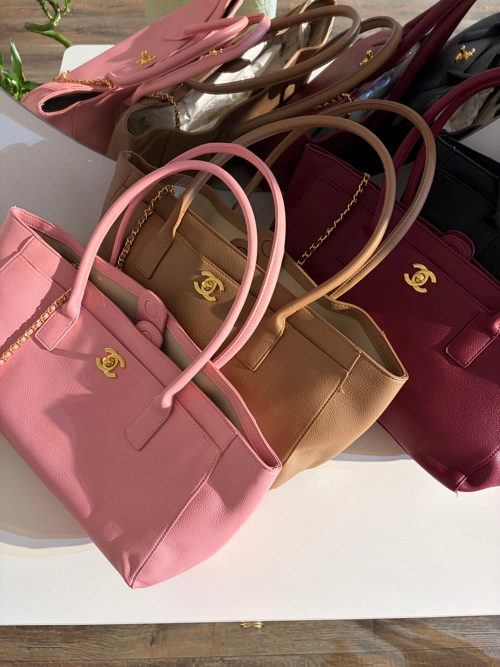 Chanel tote grained