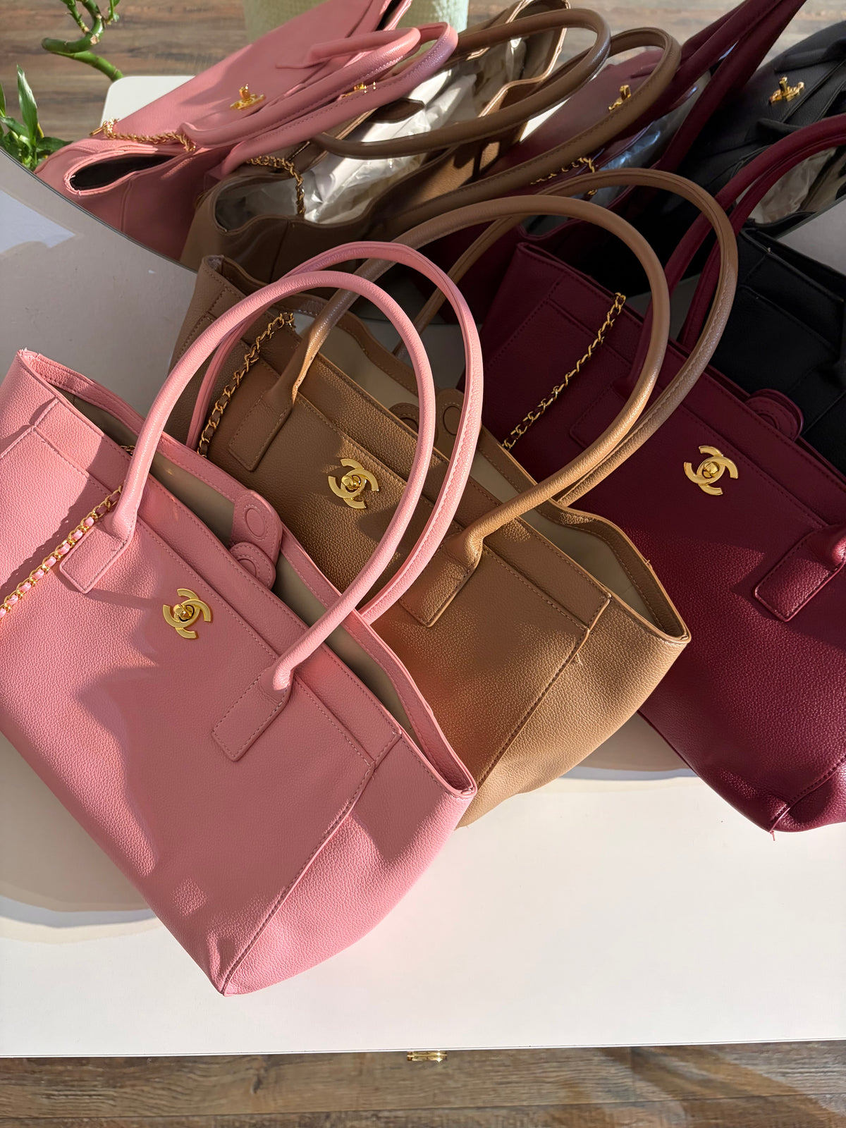 Chanel tote grained
