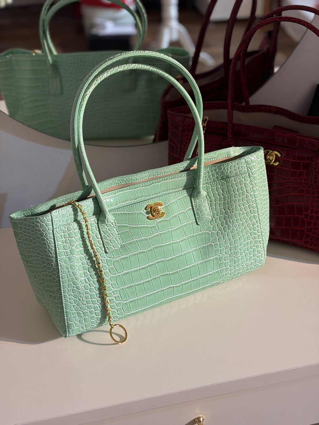 Chanel tote croco
