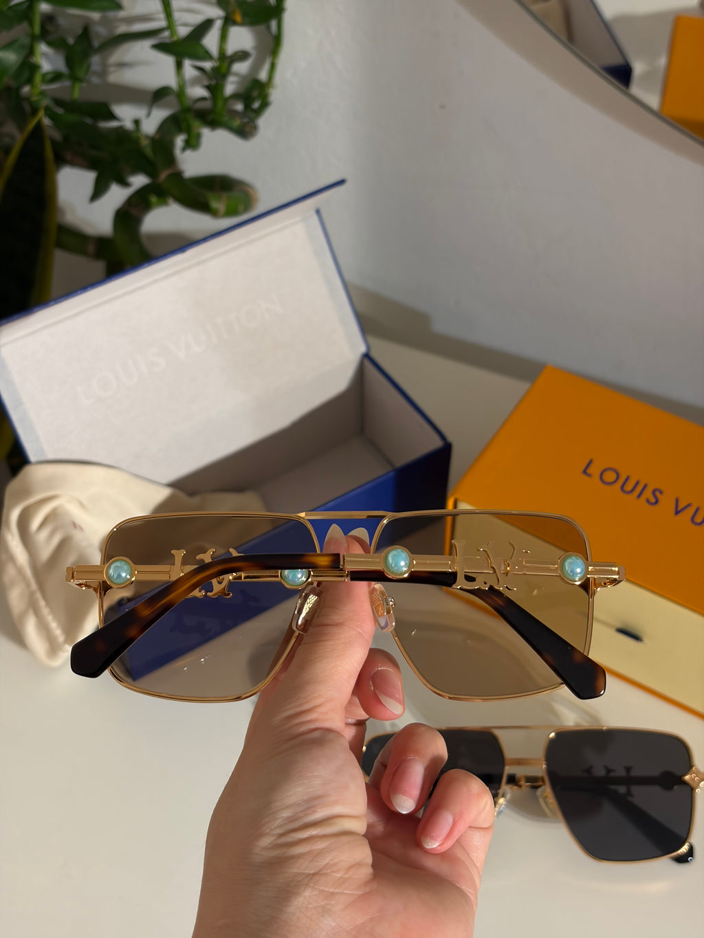 LV pearl sunglasses
