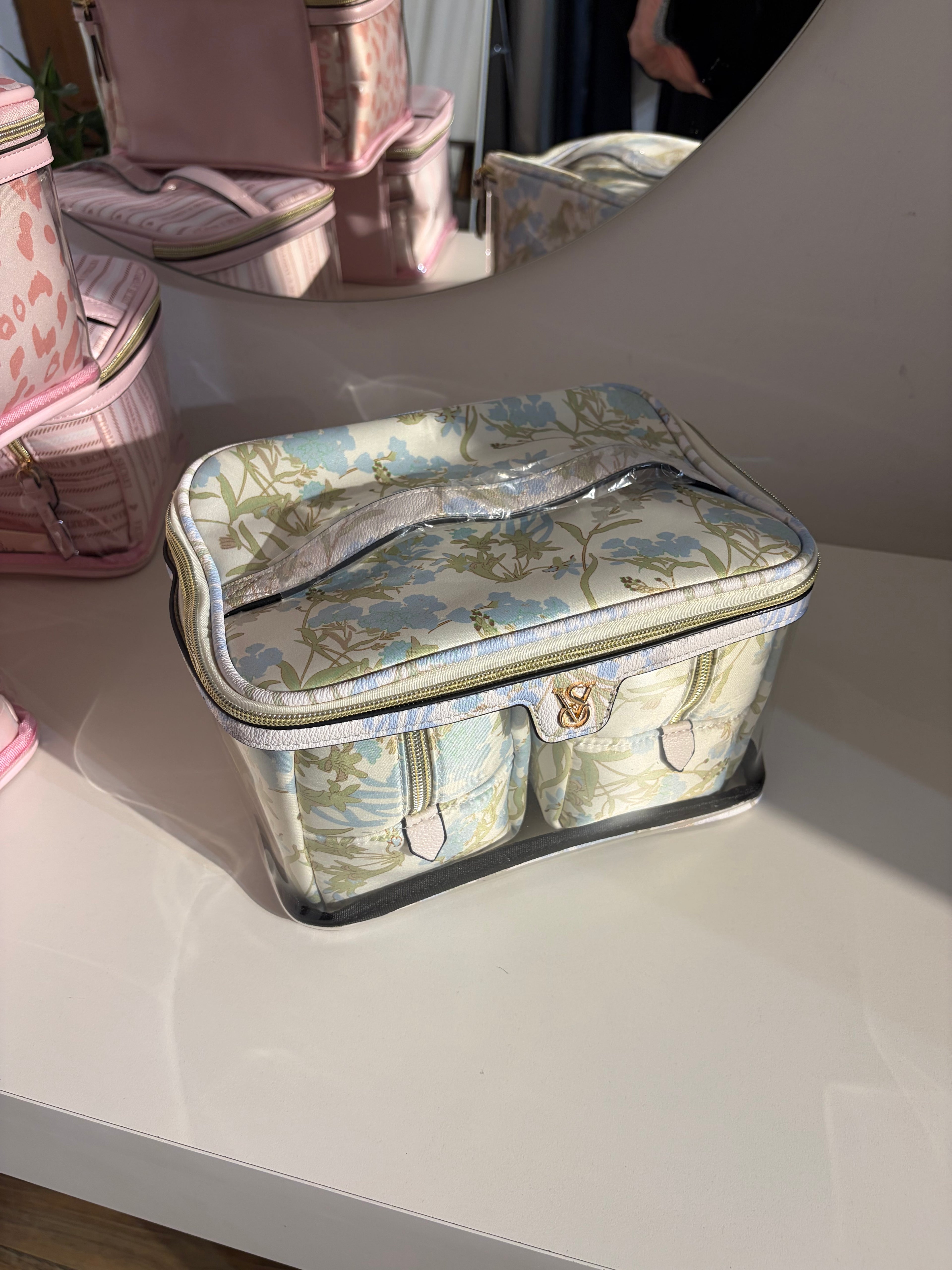 VS makeup bag