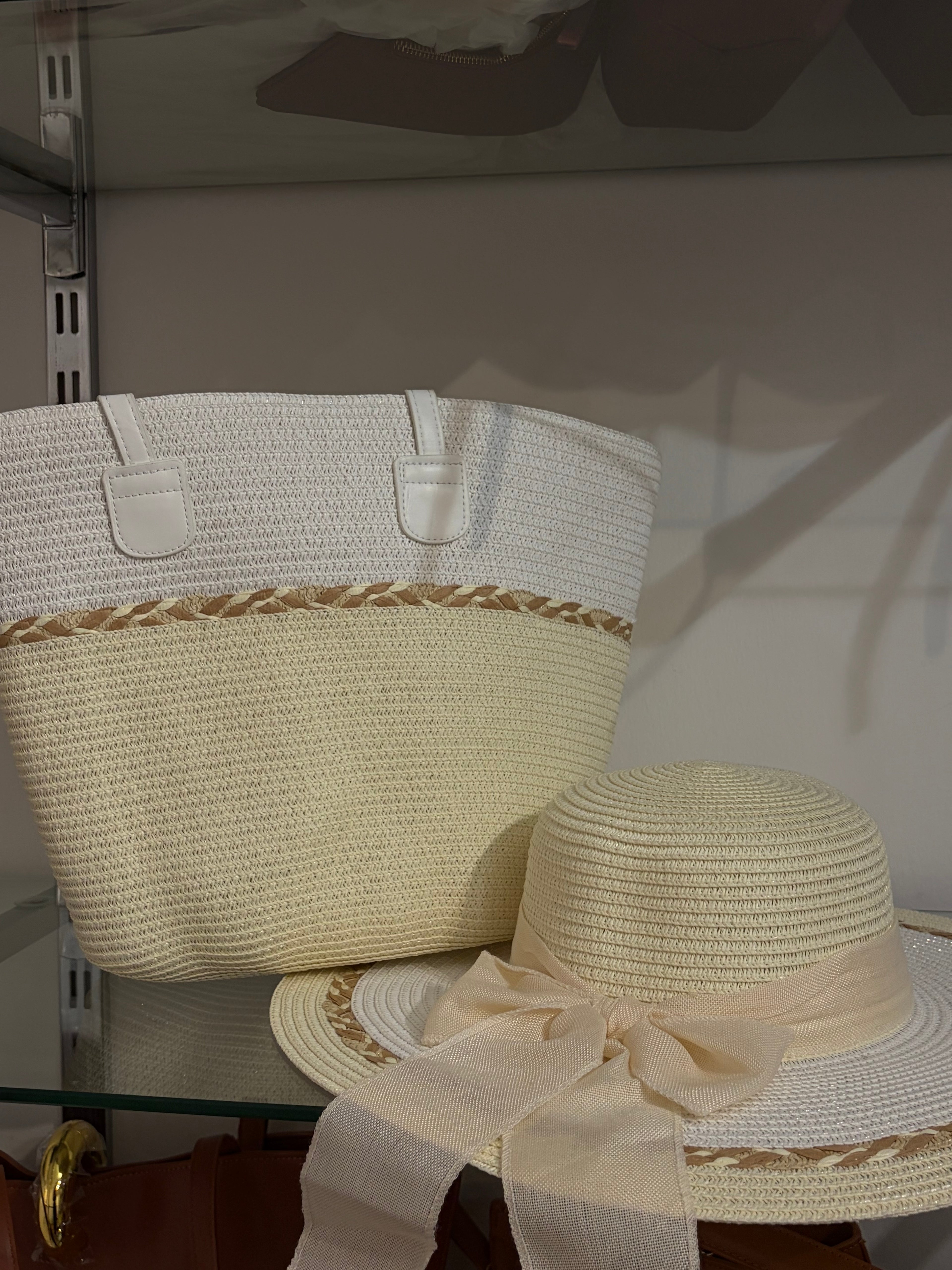 Beach bags with caps