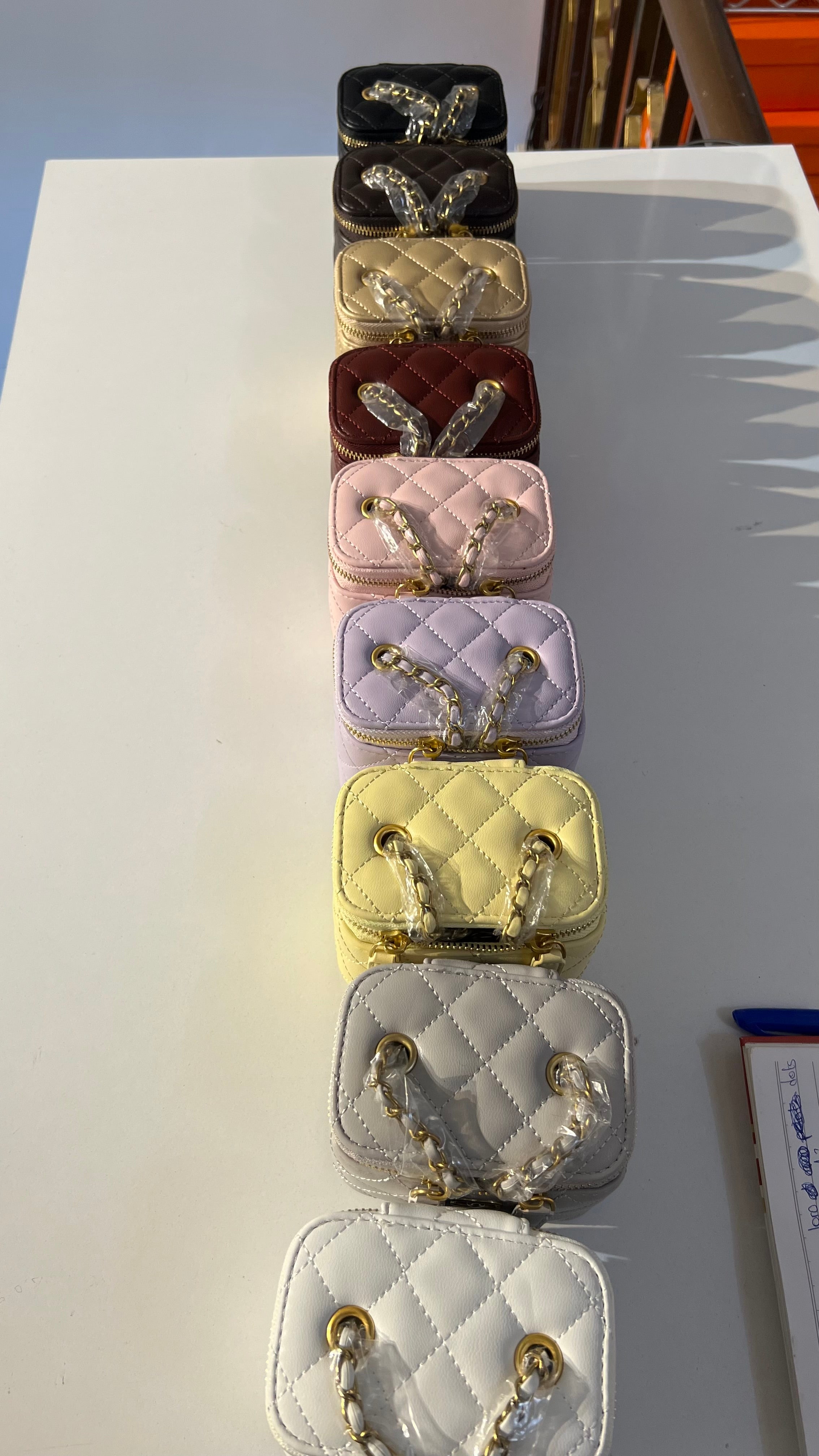 Chanel mini