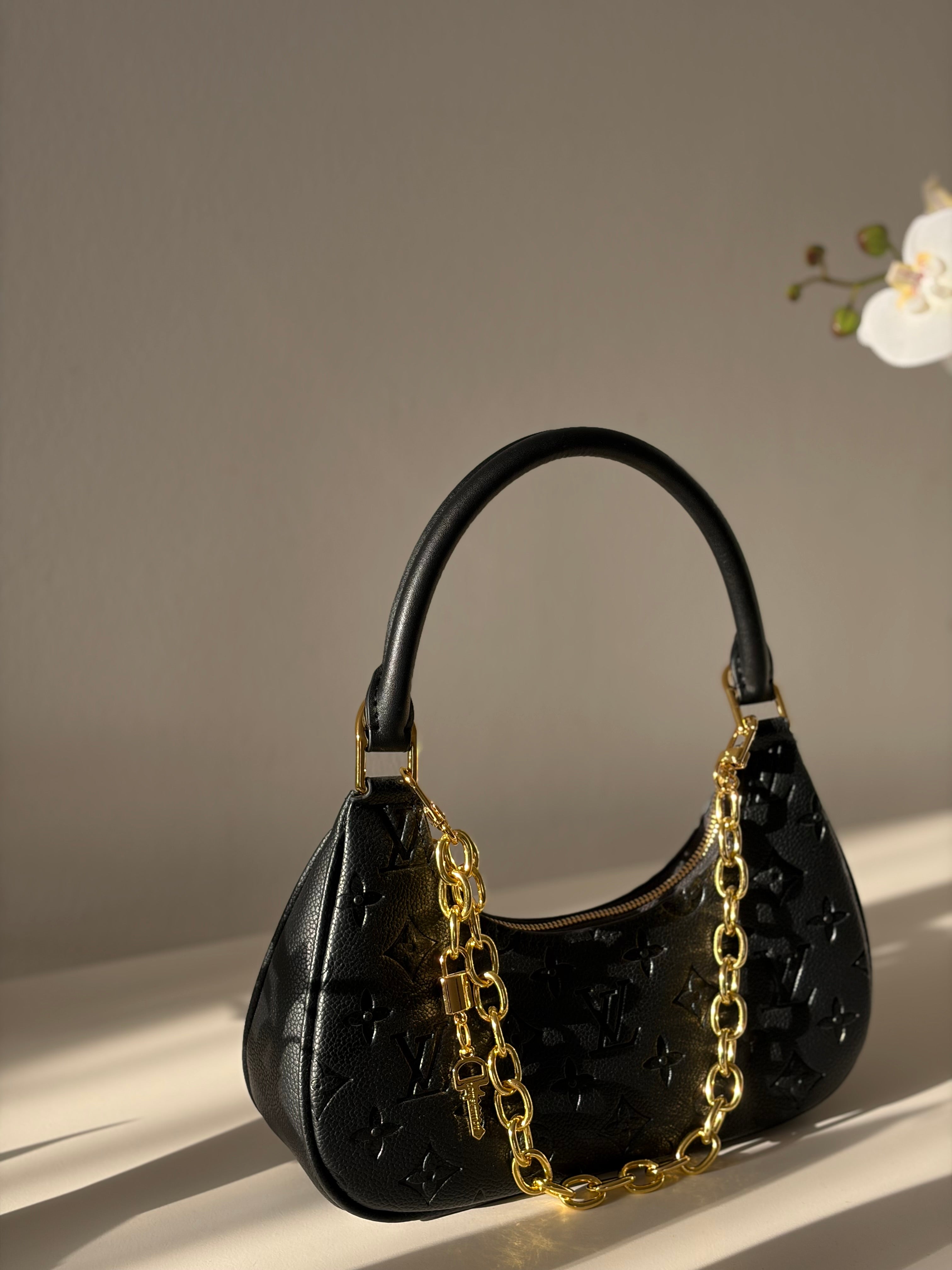 LV mini black