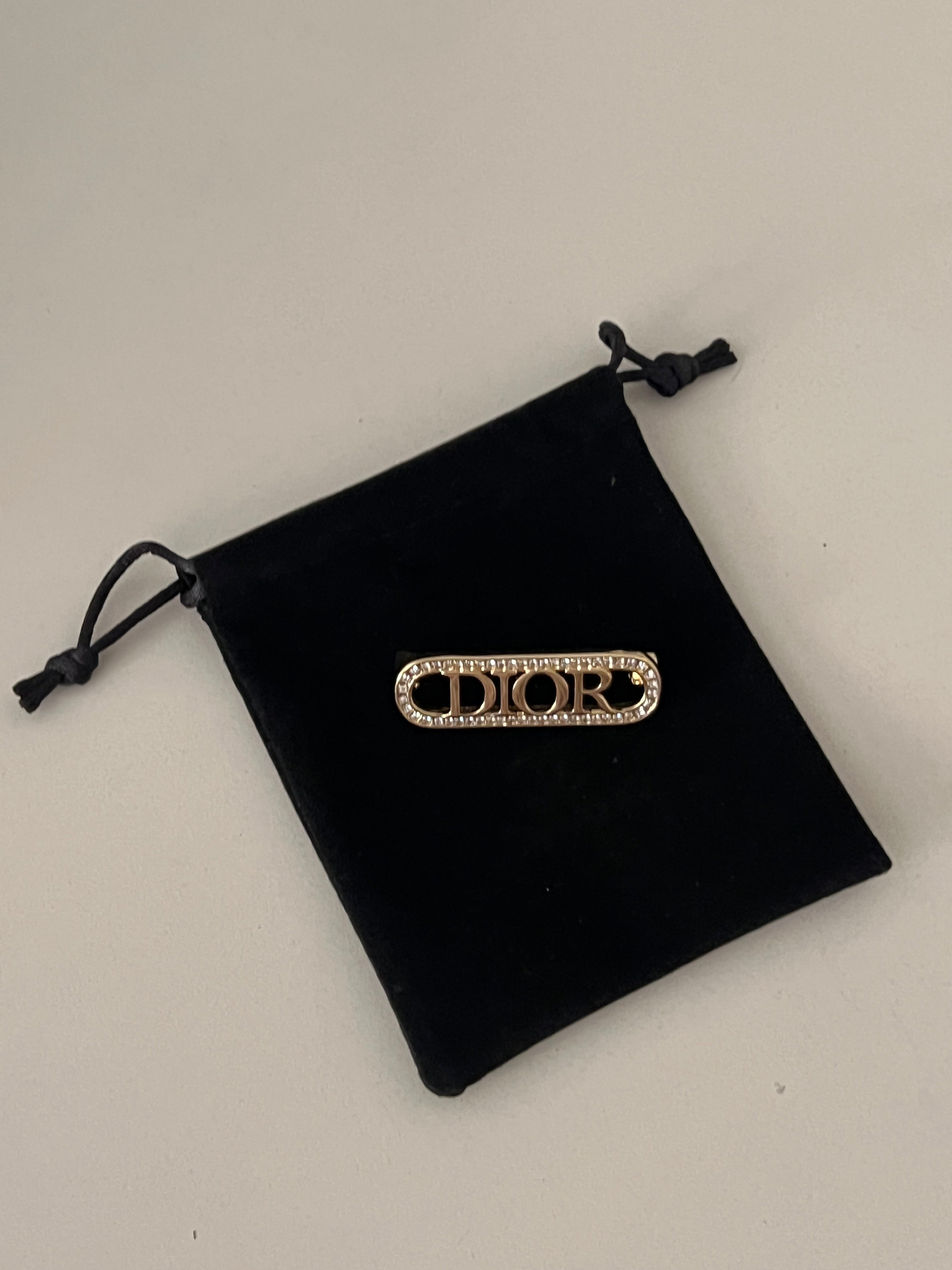 Dior brooche