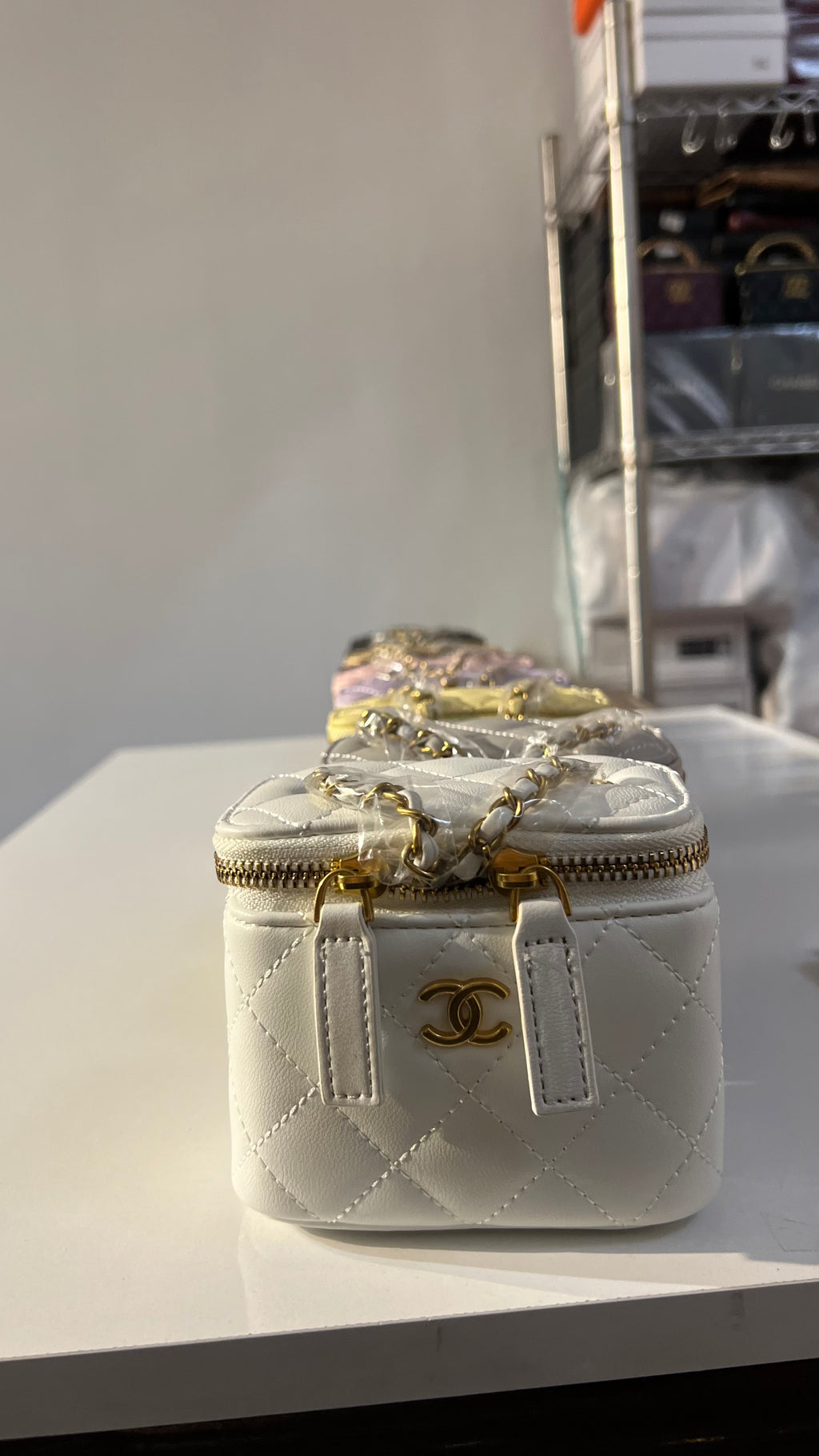 Chanel mini