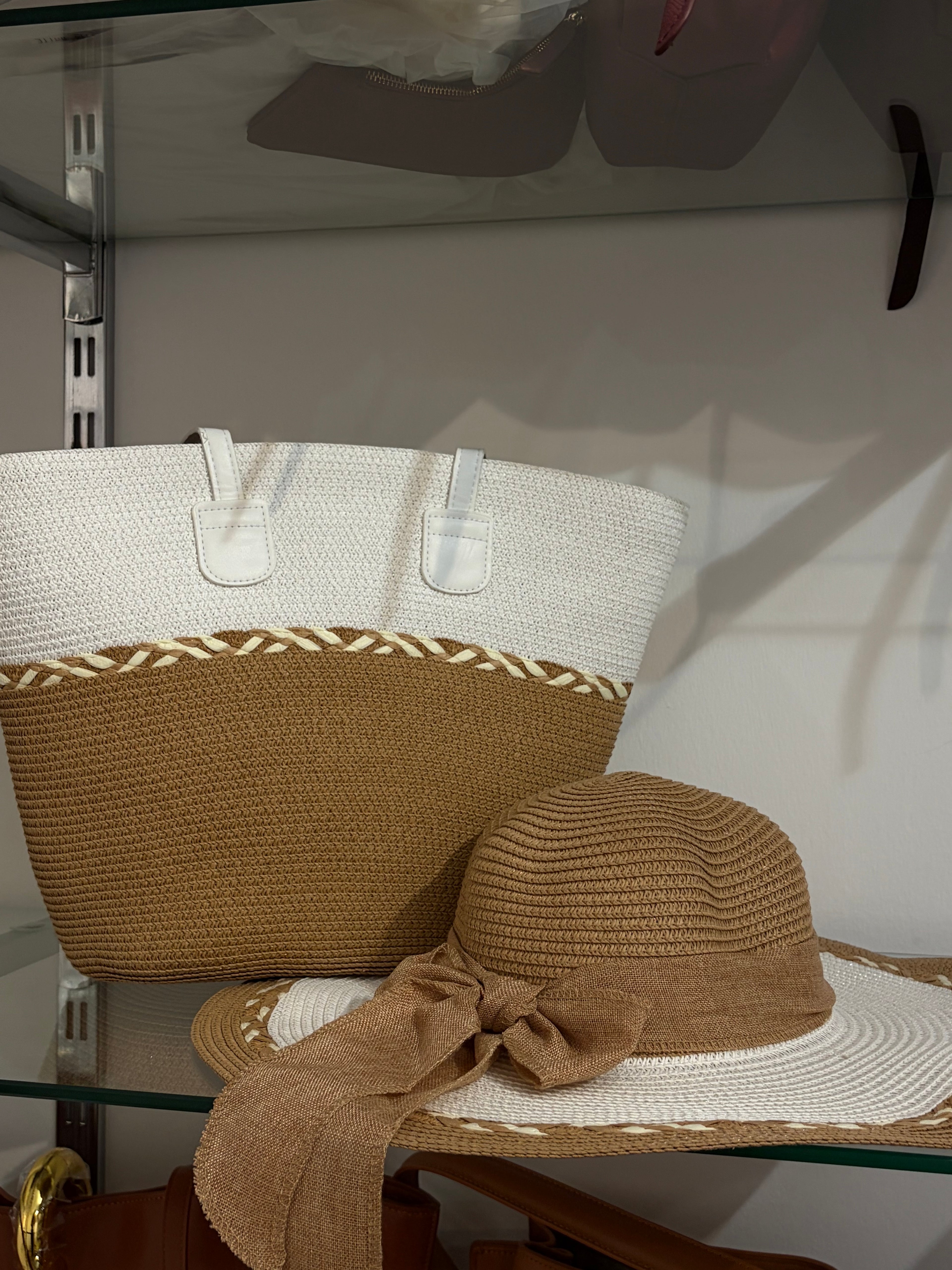 Beach bags with caps