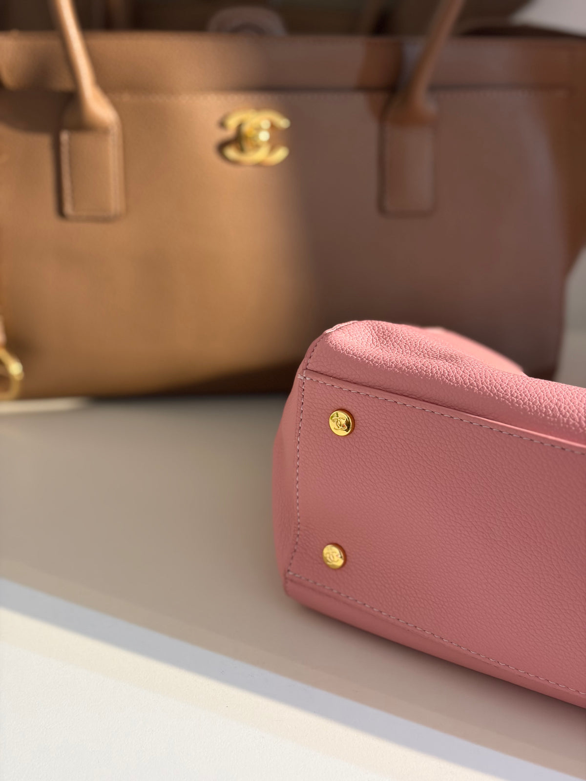 Chanel tote grained