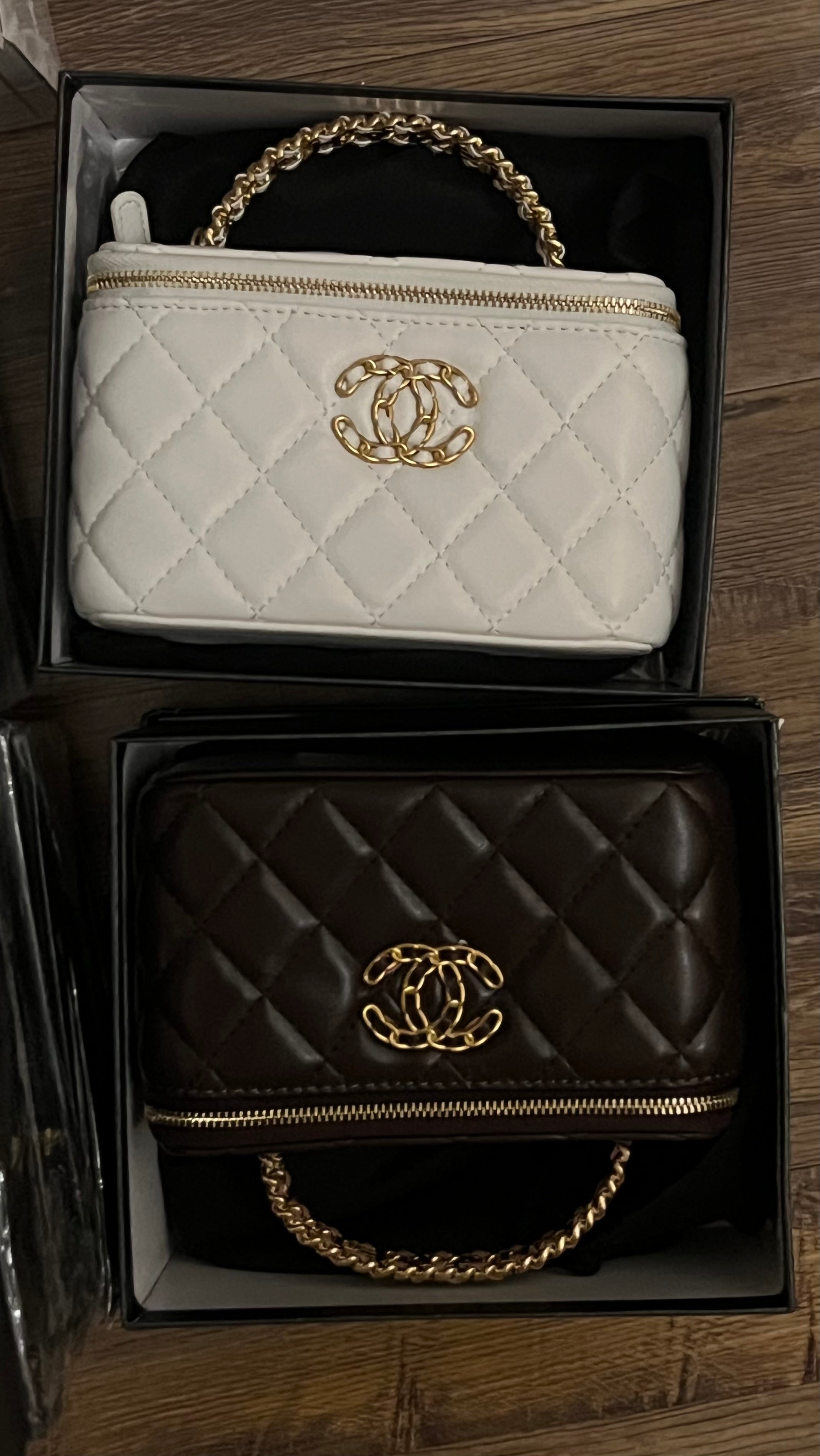 Chanel vanity