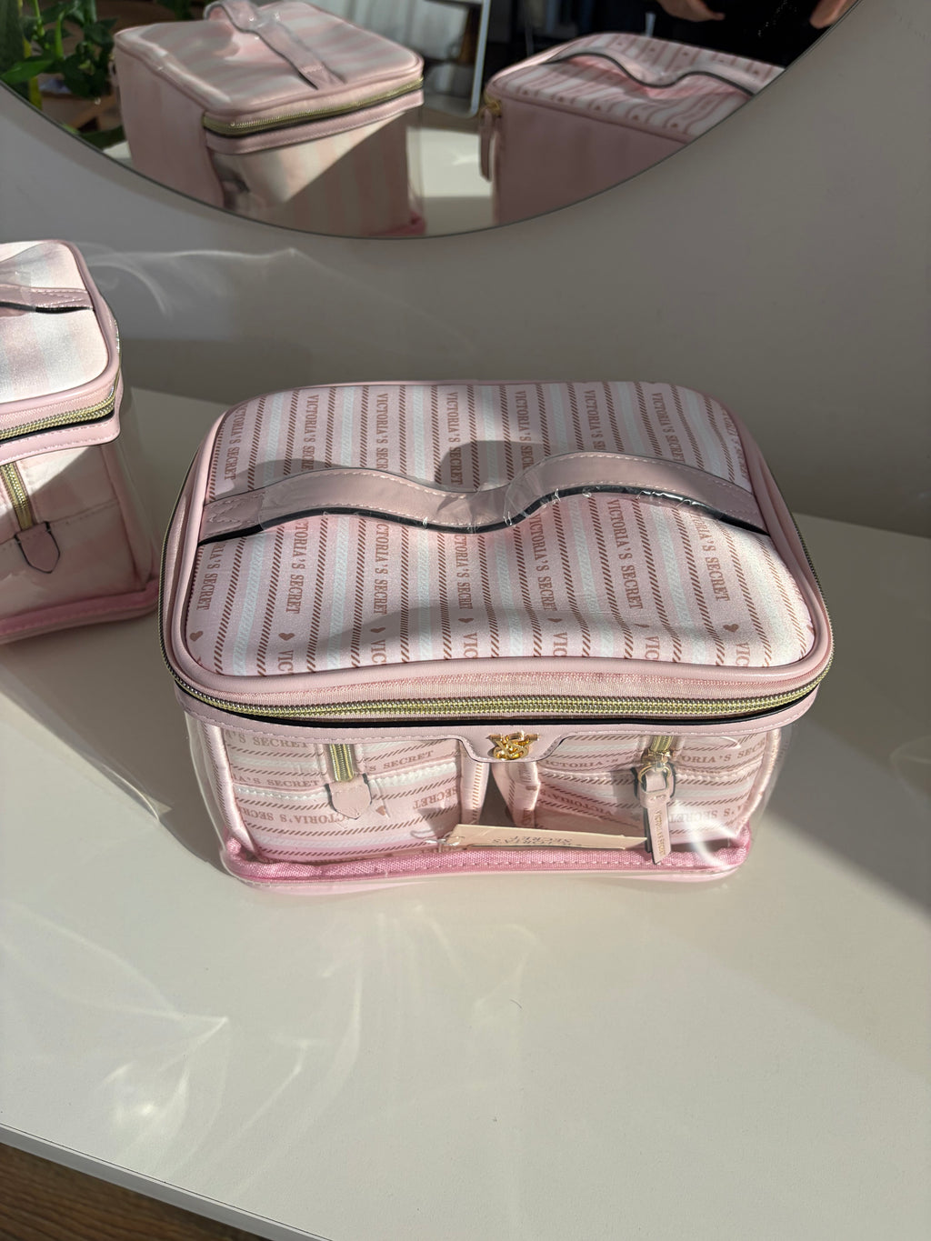 VS makeup bag