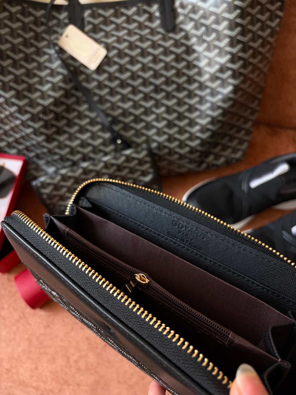 Goyard zipper wallet