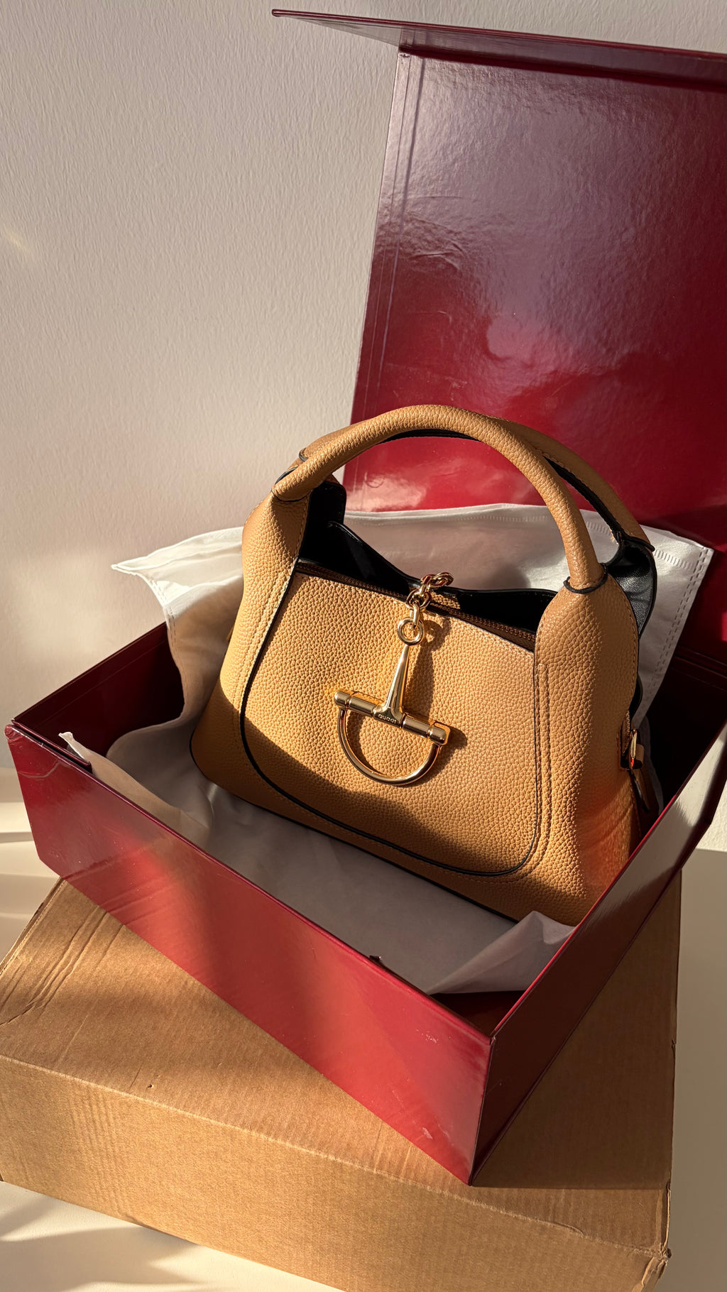 Gucci handle