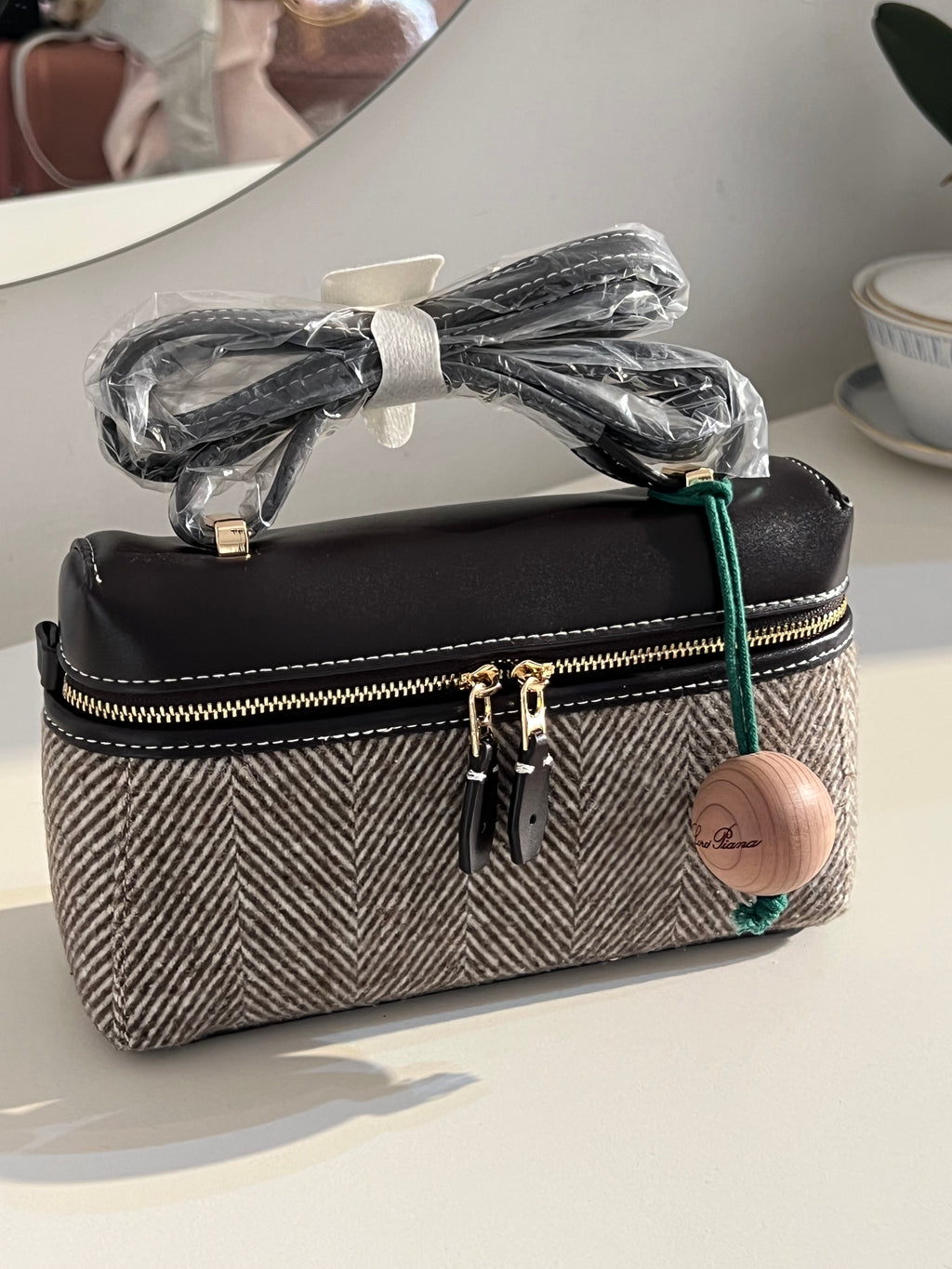 Lp small crossbody